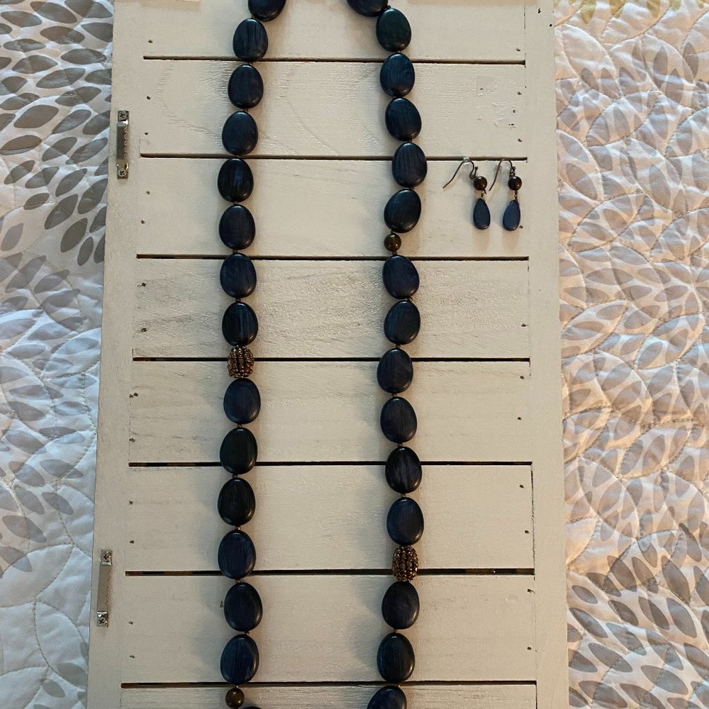 Beaded Necklace & Earring Set